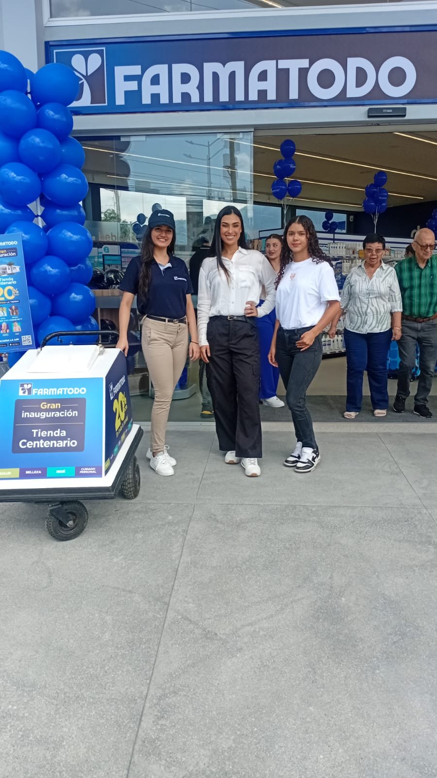 Waist, Logo, Advertising, Customer, Person, Top, Pants — Campañas Pereira Manizales Armenia | Focus Modelos ABTL Agencia BTL Eje Cafetero