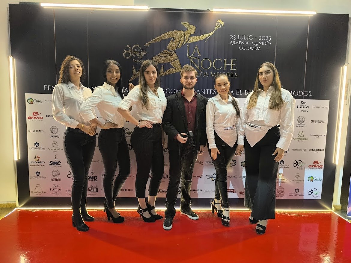 Event, Fashion, Smile, Advertising, Logo, Fashion design, Person — Campañas Pereira Manizales Armenia | Focus Modelos ABTL Agencia BTL Eje Cafetero