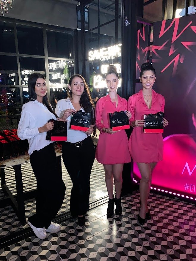 Lips, Beauty, Smile, Advertising, Makeover, Logo, Person, Top — Campañas Pereira Manizales Armenia | Focus Modelos ABTL Agencia BTL Eje Cafetero