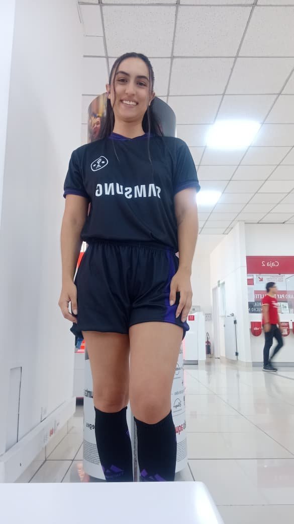 Thigh, Jersey, Sportswear, Knee, Active Shorts, Active Shirt, Top, Shorts, Person — Campañas Pereira Manizales Armenia | Focus Modelos ABTL Agencia BTL Eje Cafetero