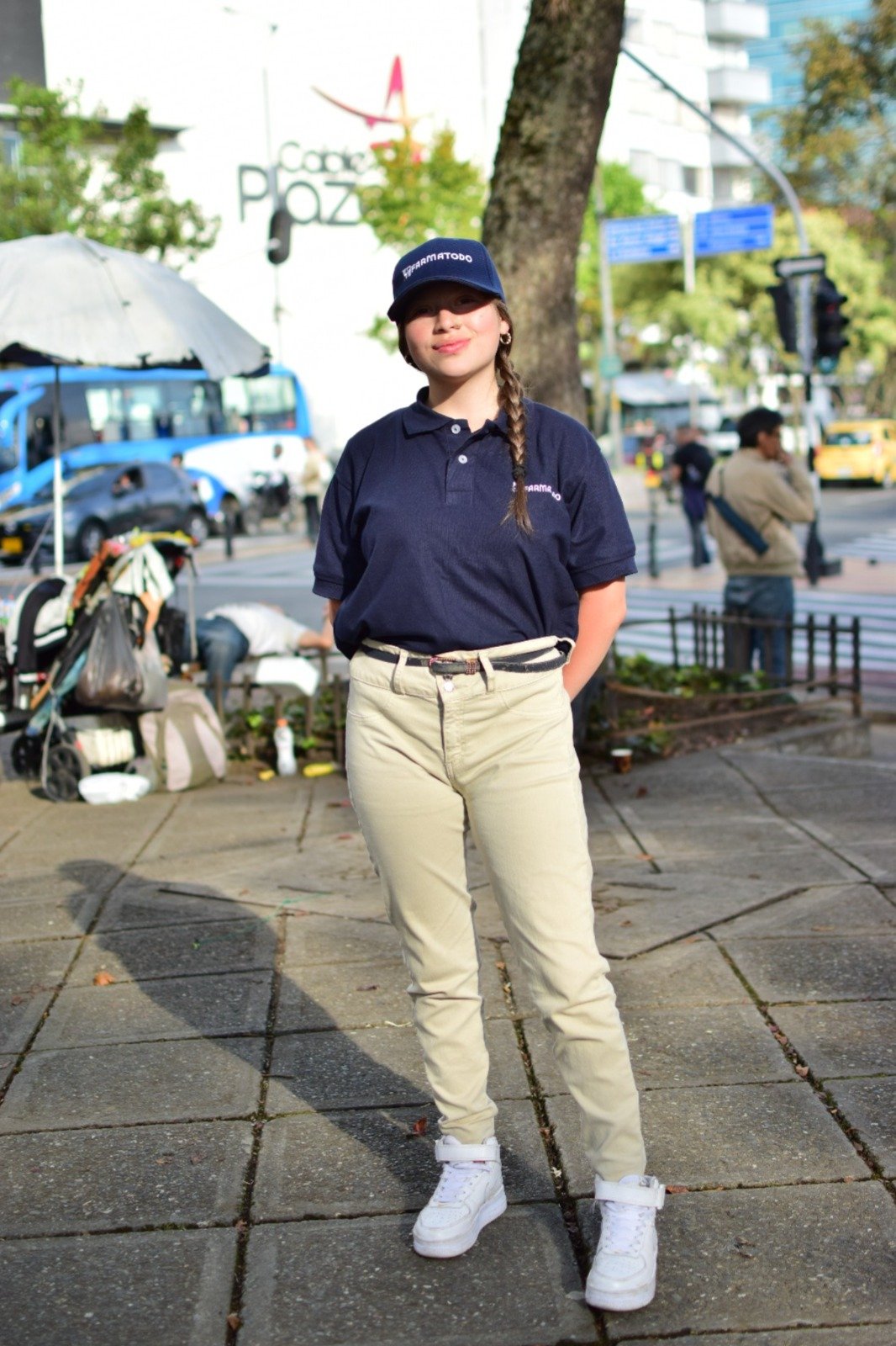 Sleeve, Fashion, Headgear, Standing, Hat, Waist, Pants, Top, Person — Campañas Pereira Manizales Armenia | Focus Modelos ABTL Agencia BTL Eje Cafetero