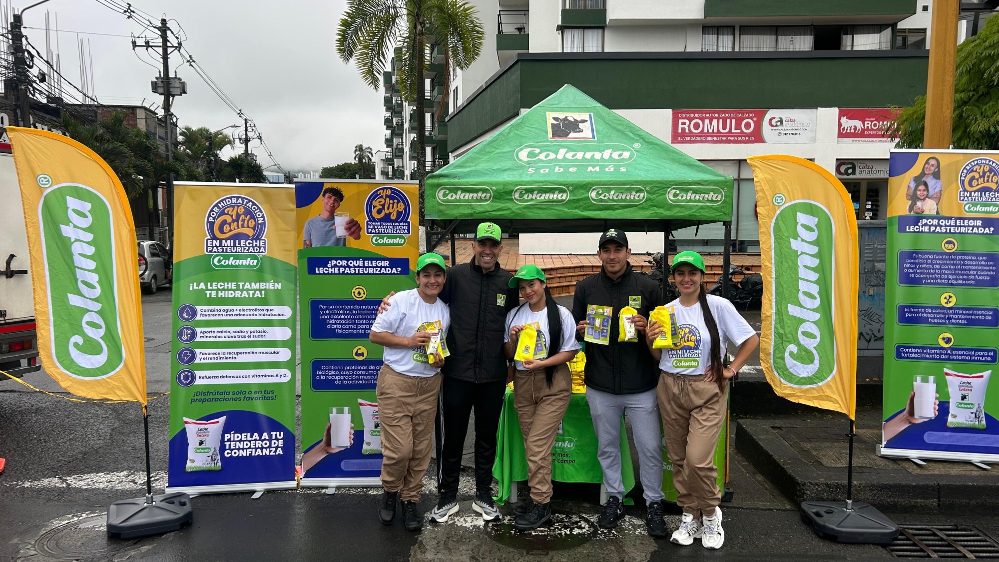 Trousers, Jeans, Advertising, Logo, Banner, Poster, Person, Pants — Campañas Pereira Manizales Armenia | Focus Modelos ABTL Agencia BTL Eje Cafetero