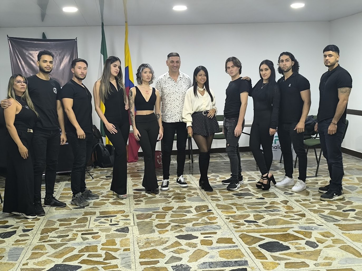 Event, Team, Entertainment, Fashion design, Performing Arts, Crew, Person — Pasarelas y castings Pereira Manizales Armenia | Focus Modelos ABTL Agencia BTL Eje Cafetero