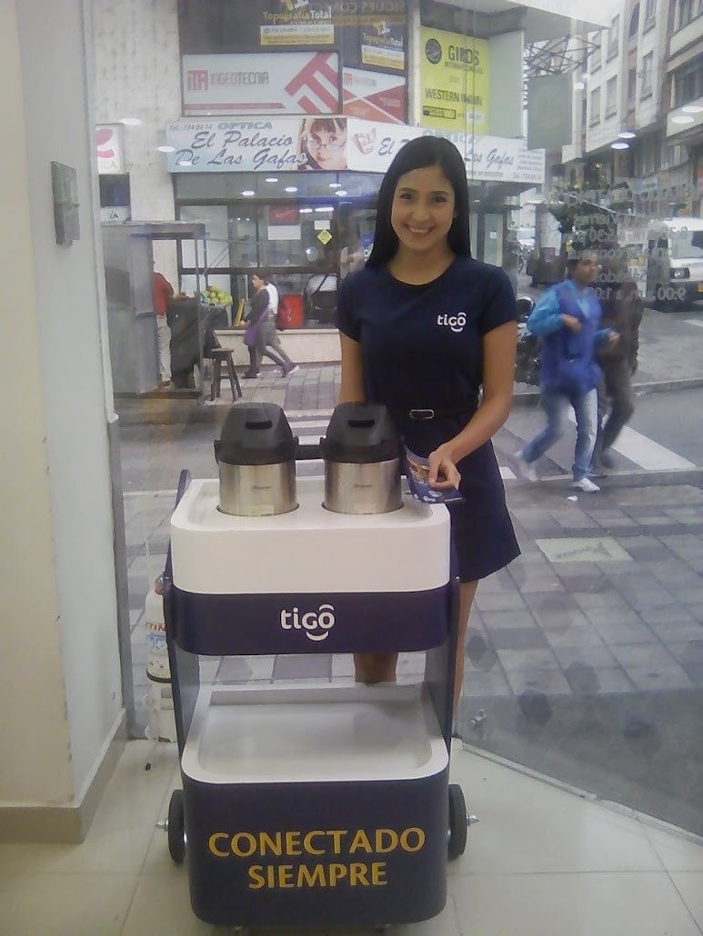 Machine, Plastic, Person, Top — Campañas Pereira Manizales Armenia | Focus Modelos ABTL Agencia BTL Eje Cafetero
