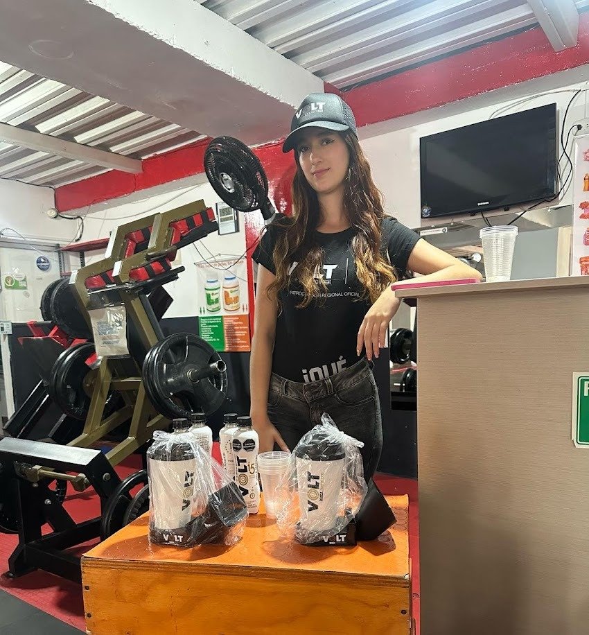Physical fitness, Exercise, Top, Hat, Person, Television — Campañas Pereira Manizales Armenia | Focus Modelos ABTL Agencia BTL Eje Cafetero