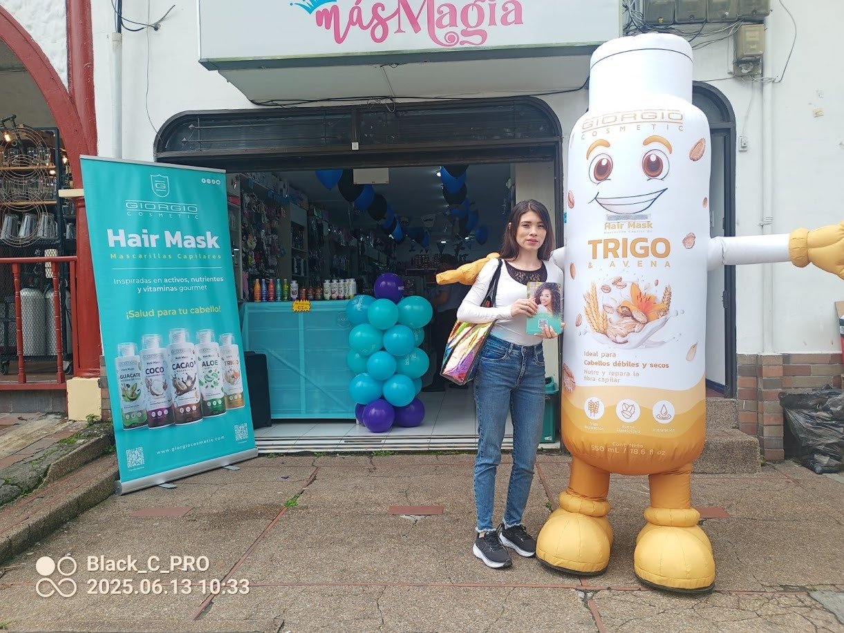 Advertising, Machine, Logo, Retail, Bottle, Personal care, Jeans, Top, Person — Campañas Pereira Manizales Armenia | Focus Modelos ABTL Agencia BTL Eje Cafetero
