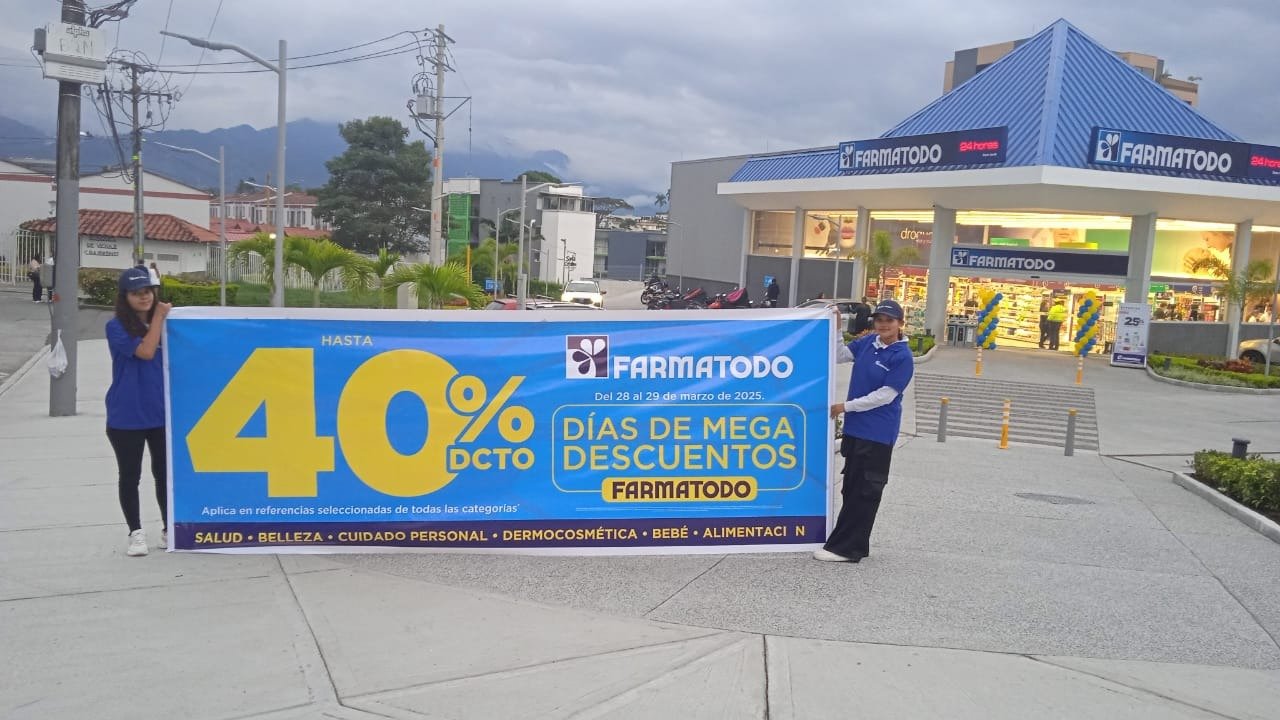 Logo, Advertising, Person, Clothing — Campañas Pereira Manizales Armenia | Focus Modelos ABTL Agencia BTL Eje Cafetero