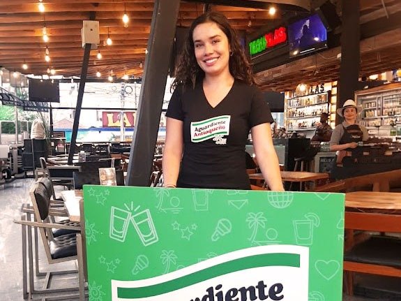 Advertising, Logo, Person, Top, Clothing — Campañas Pereira Manizales Armenia | Focus Modelos ABTL Agencia BTL Eje Cafetero