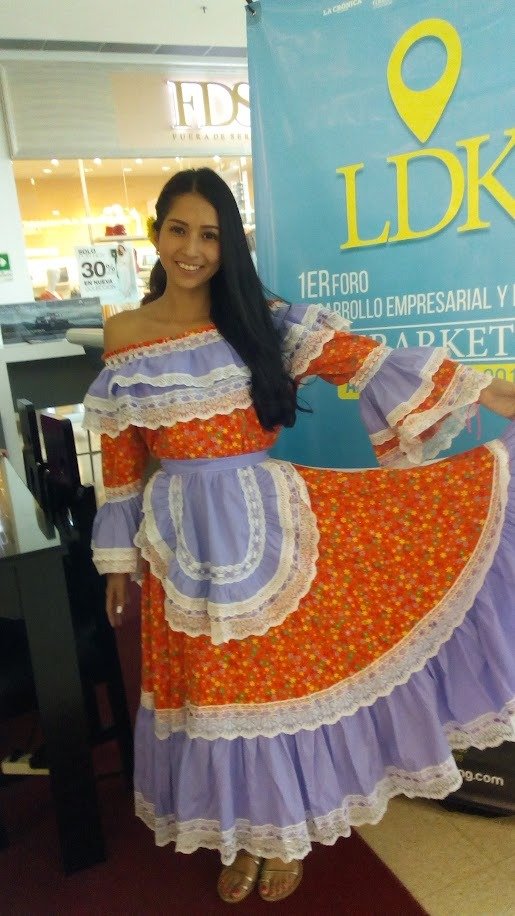 Smile, Textile, Dress, One-piece garment, Day Dress, Fashion design, Person — Campañas Pereira Manizales Armenia | Focus Modelos ABTL Agencia BTL Eje Cafetero