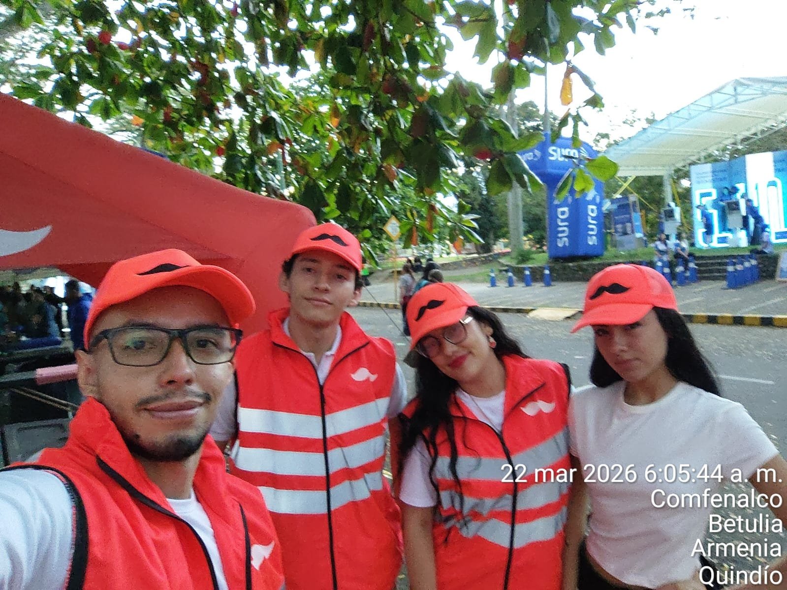 Community, Team, Orange, Cap, Fun, Leisure, Glasses, Person, Top — Campañas Pereira Manizales Armenia | Focus Modelos ABTL Agencia BTL Eje Cafetero